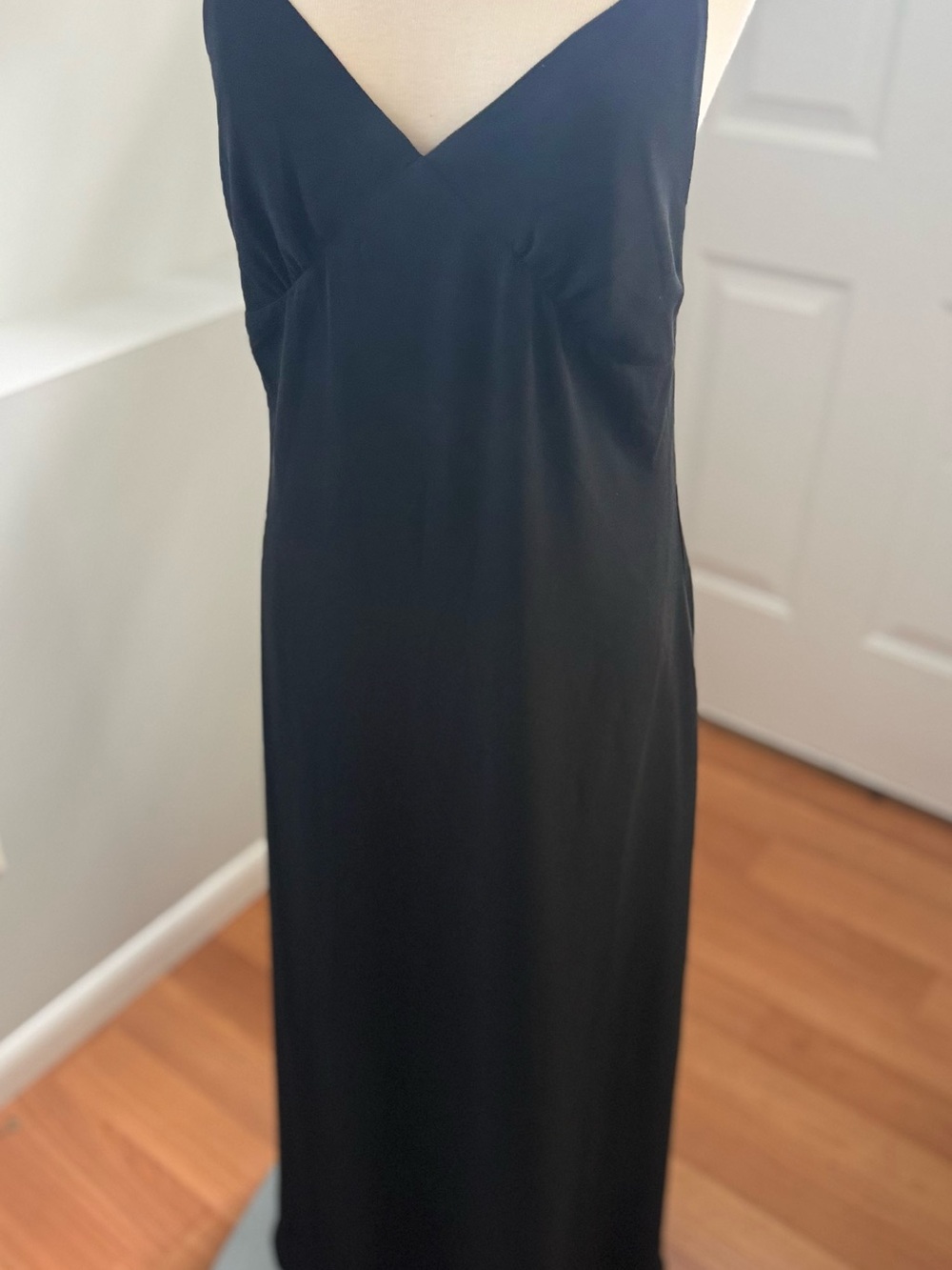 Forever 21 Black V-Neck Maxi Slip Dress (65)